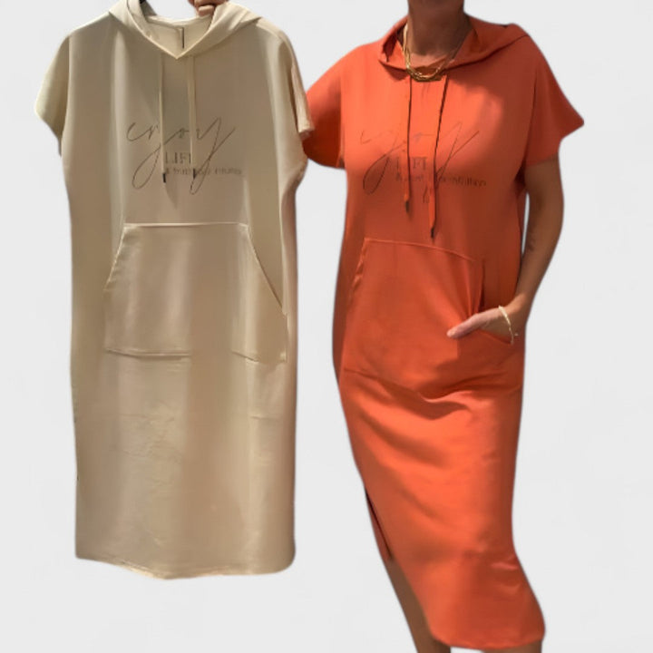 Saskia - Šaty s Kapucí