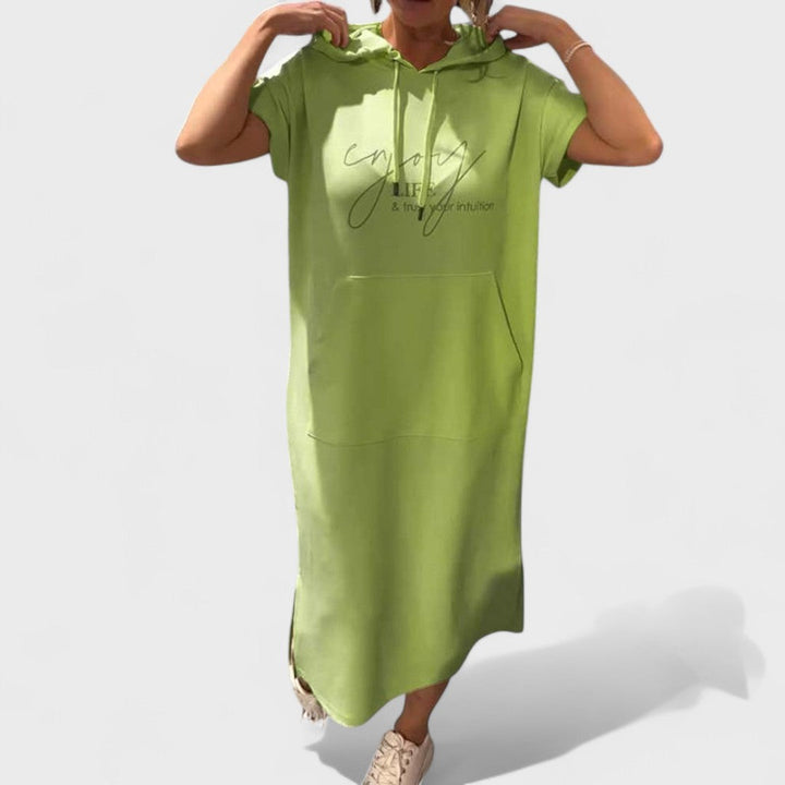 Saskia - Šaty s Kapucí