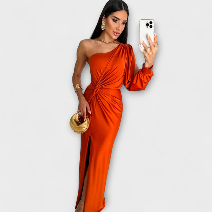 Julie - Elegantní šaty s Rafinovaností