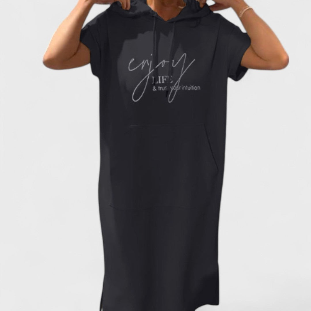 Saskia - Šaty s Kapucí