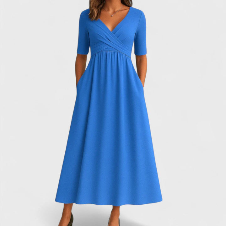 Leona - Elegantní Šaty se Speciálním Výstřihem