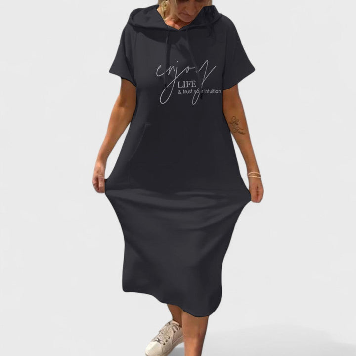 Saskia - Šaty s Kapucí