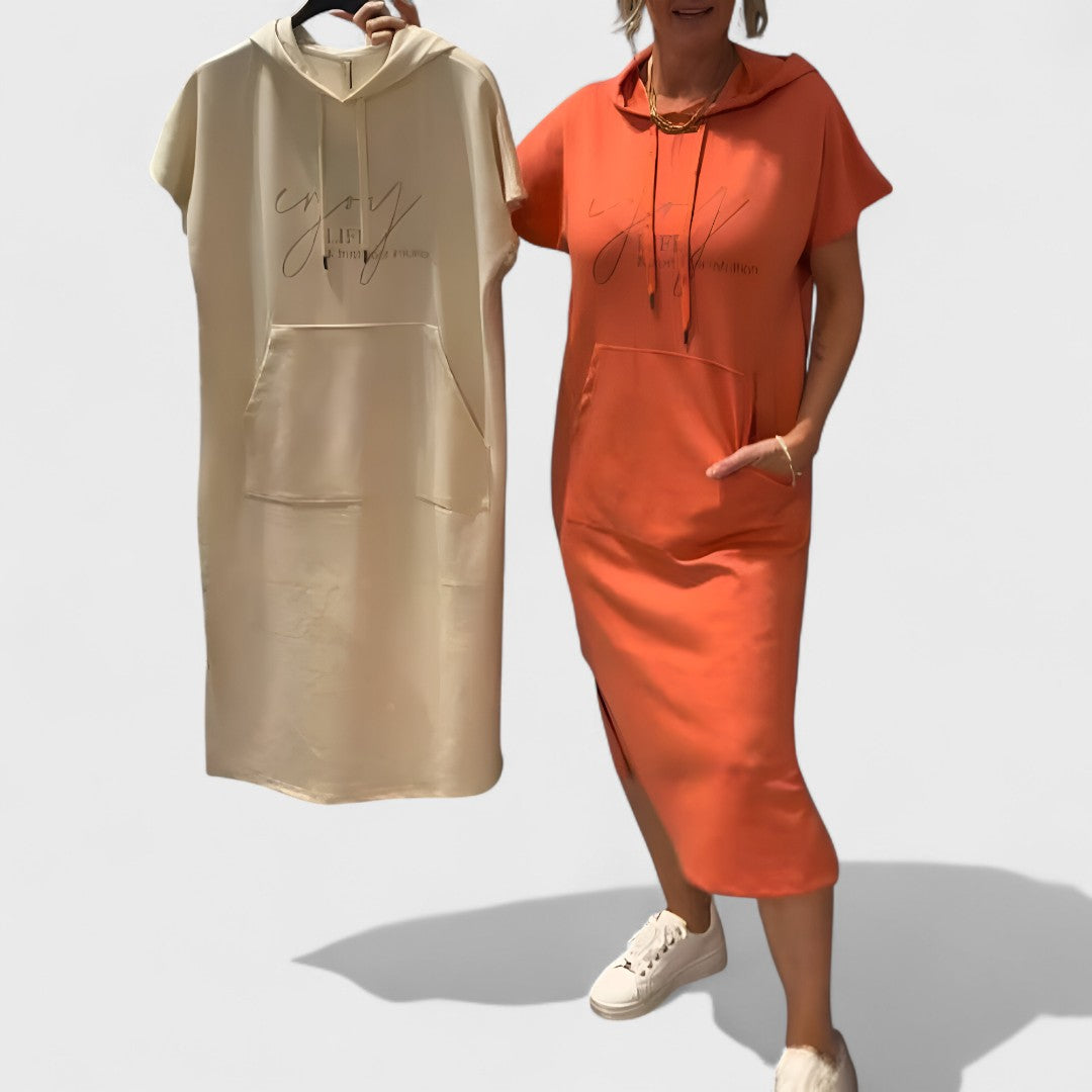 Saskia - Šaty s Kapucí