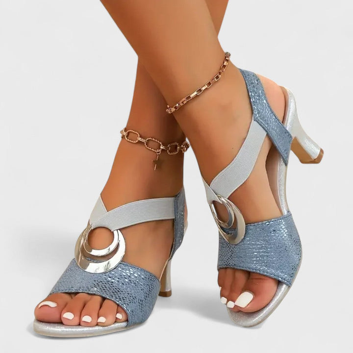 Jasmina - Elegantní Sandály s Ozdobnou Sponou