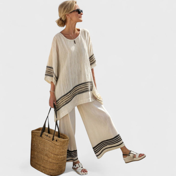 Hana - Lehký Dvoudílný Komplet s Pruhy