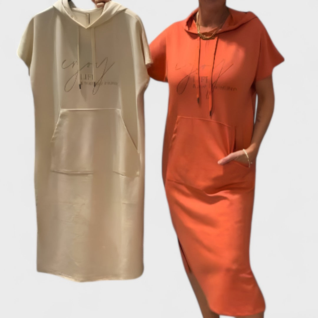 Saskia - Šaty s Kapucí