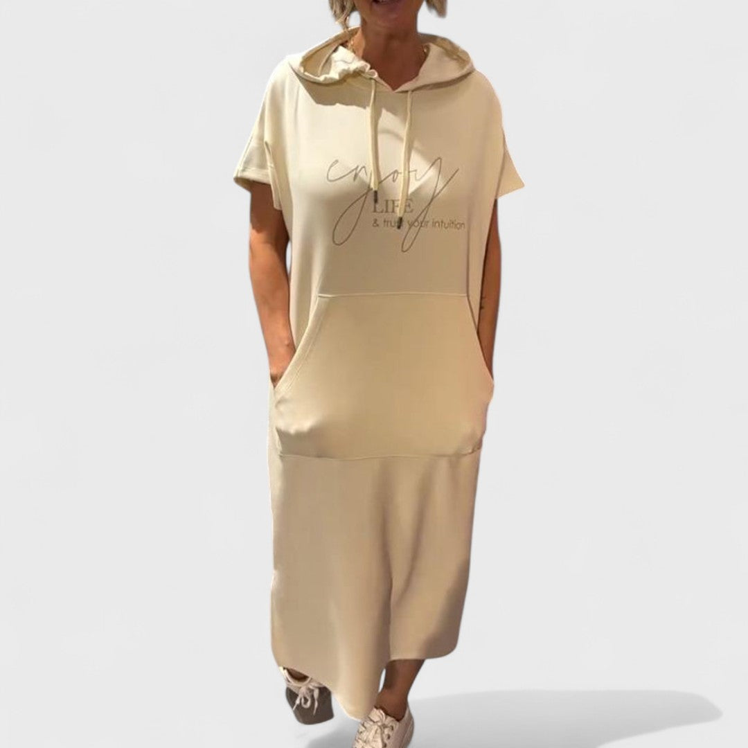 Saskia - Šaty s Kapucí