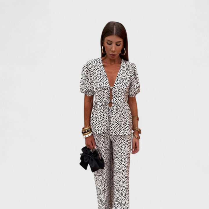 Gracia - Lehká Souprava ze Dvou Kusů