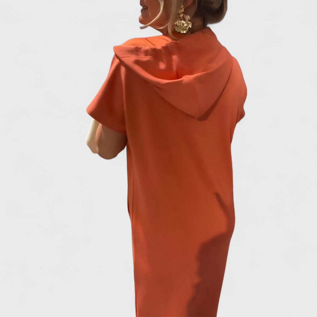 Saskia - Šaty s Kapucí