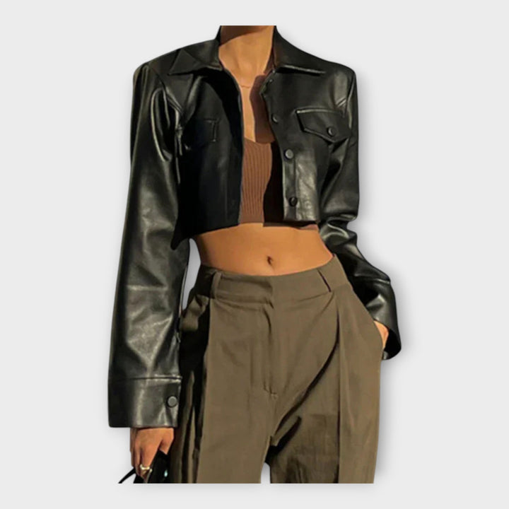 Krátká kožená bunda s kapsami